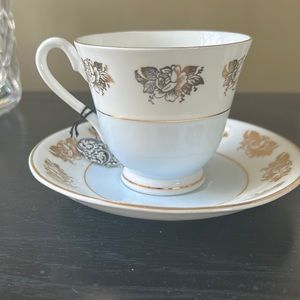 Crownford Gold Accent Bone China Teacup Made in England